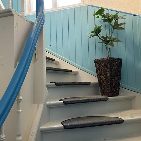 Zach Family Apartment